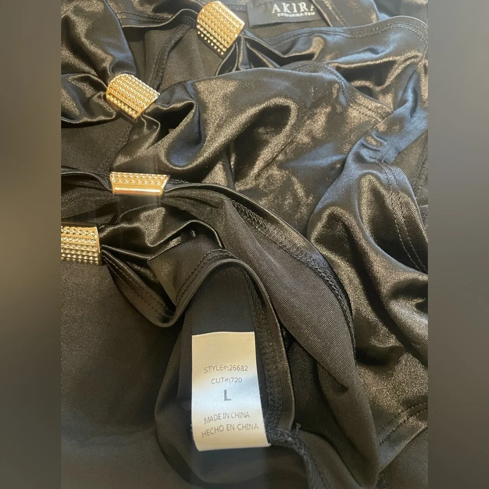 AKIRA Black Satin Cutout Crop Top with Shine - Picture 4 of 4